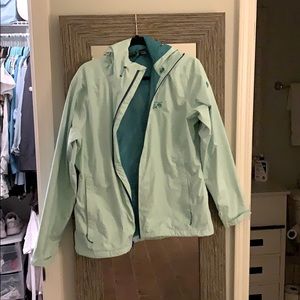 MINT GREEN RAIN JACKET- WOMENS LARGE